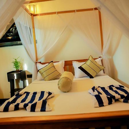 Ruwan Jungle Homestay Mirissa Exterior photo