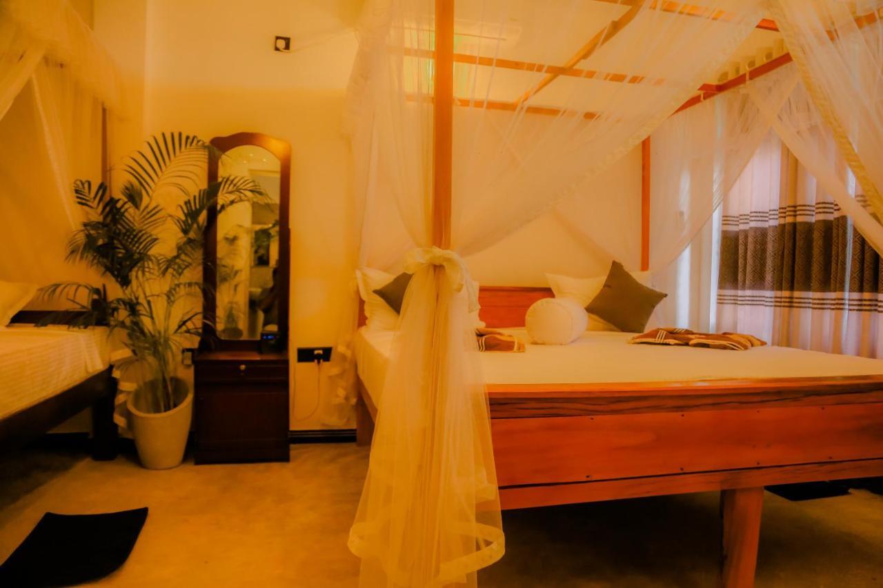 Ruwan Jungle Homestay Mirissa Exterior photo