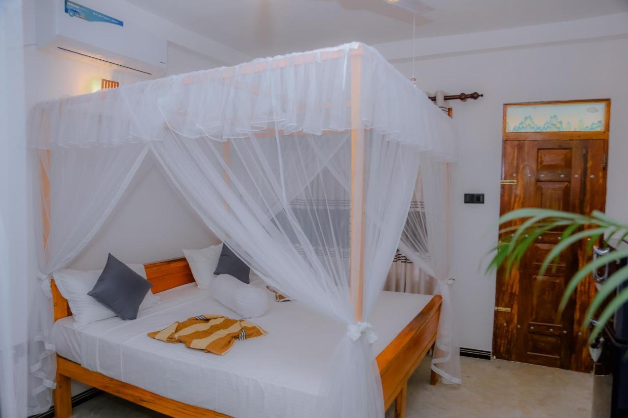 Ruwan Jungle Homestay Mirissa Exterior photo