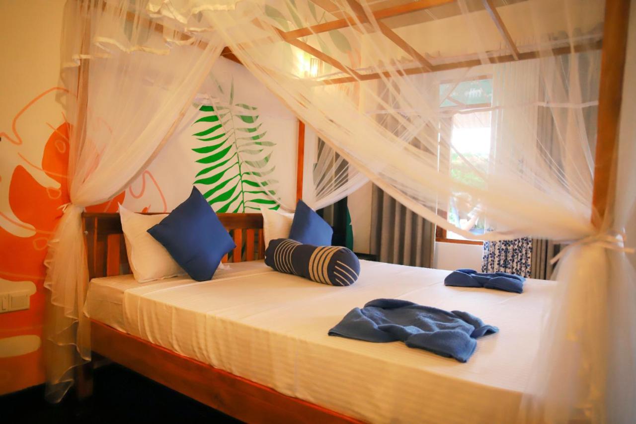 Ruwan Jungle Homestay Mirissa Exterior photo