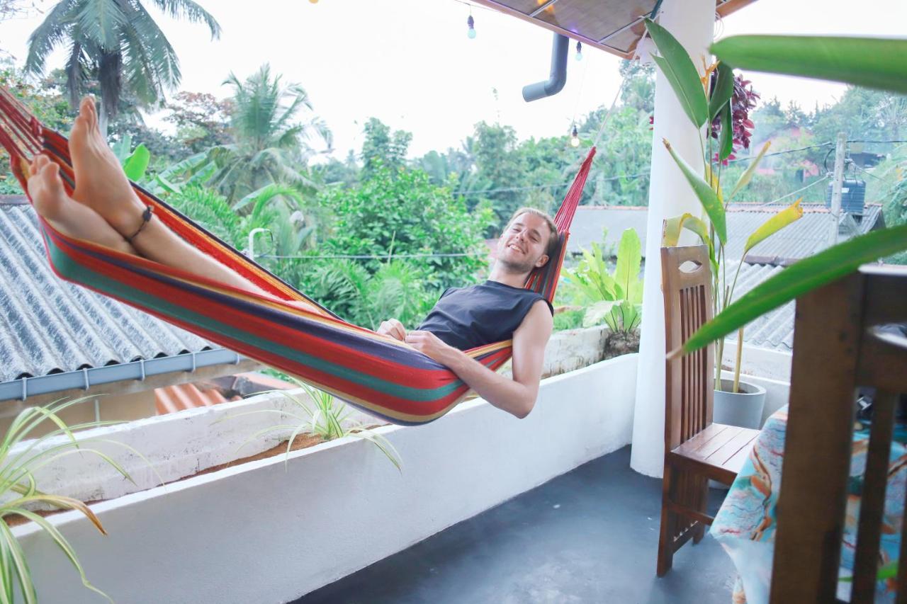 Ruwan Jungle Homestay Mirissa Exterior photo