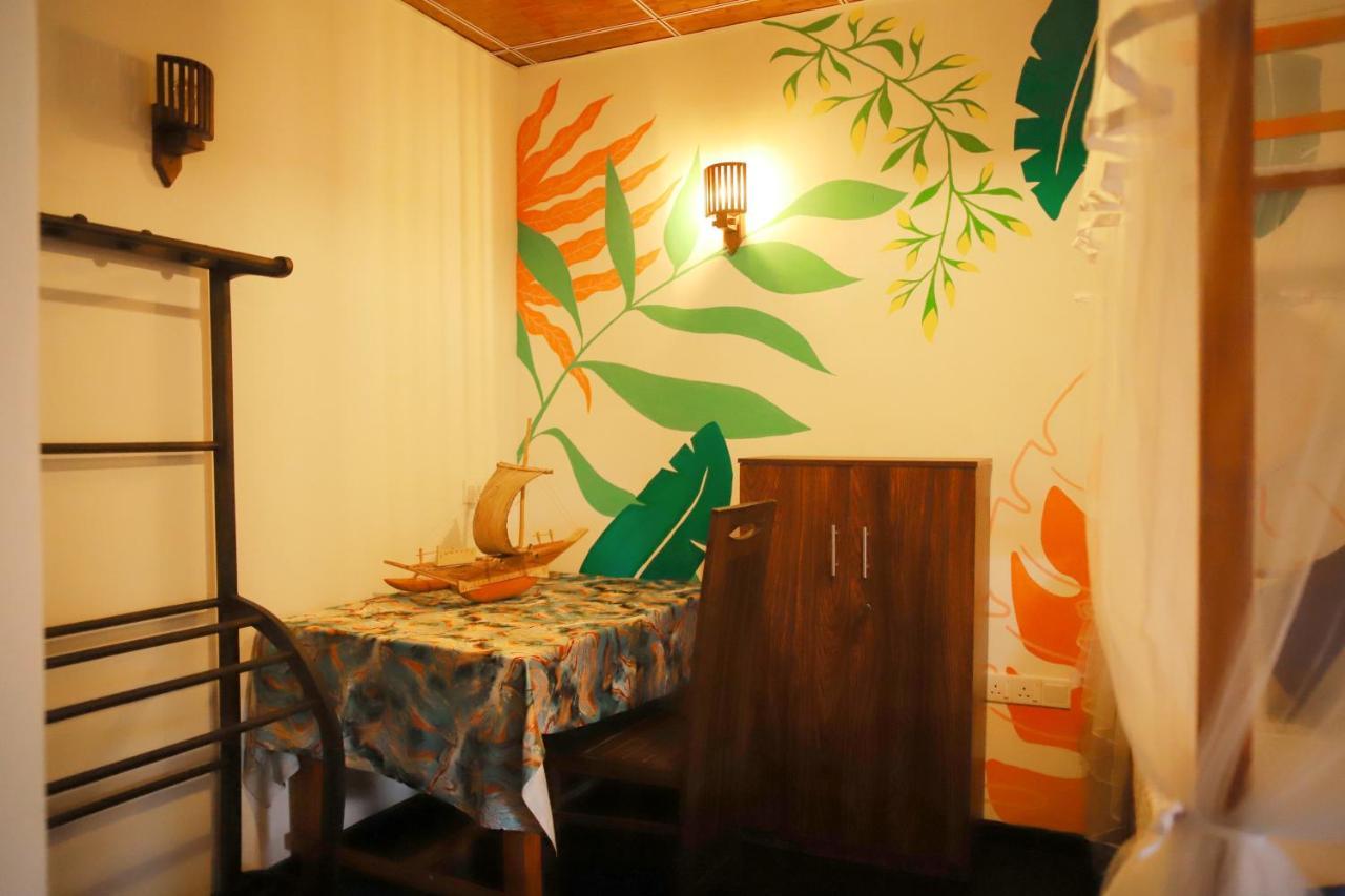 Ruwan Jungle Homestay Mirissa Exterior photo