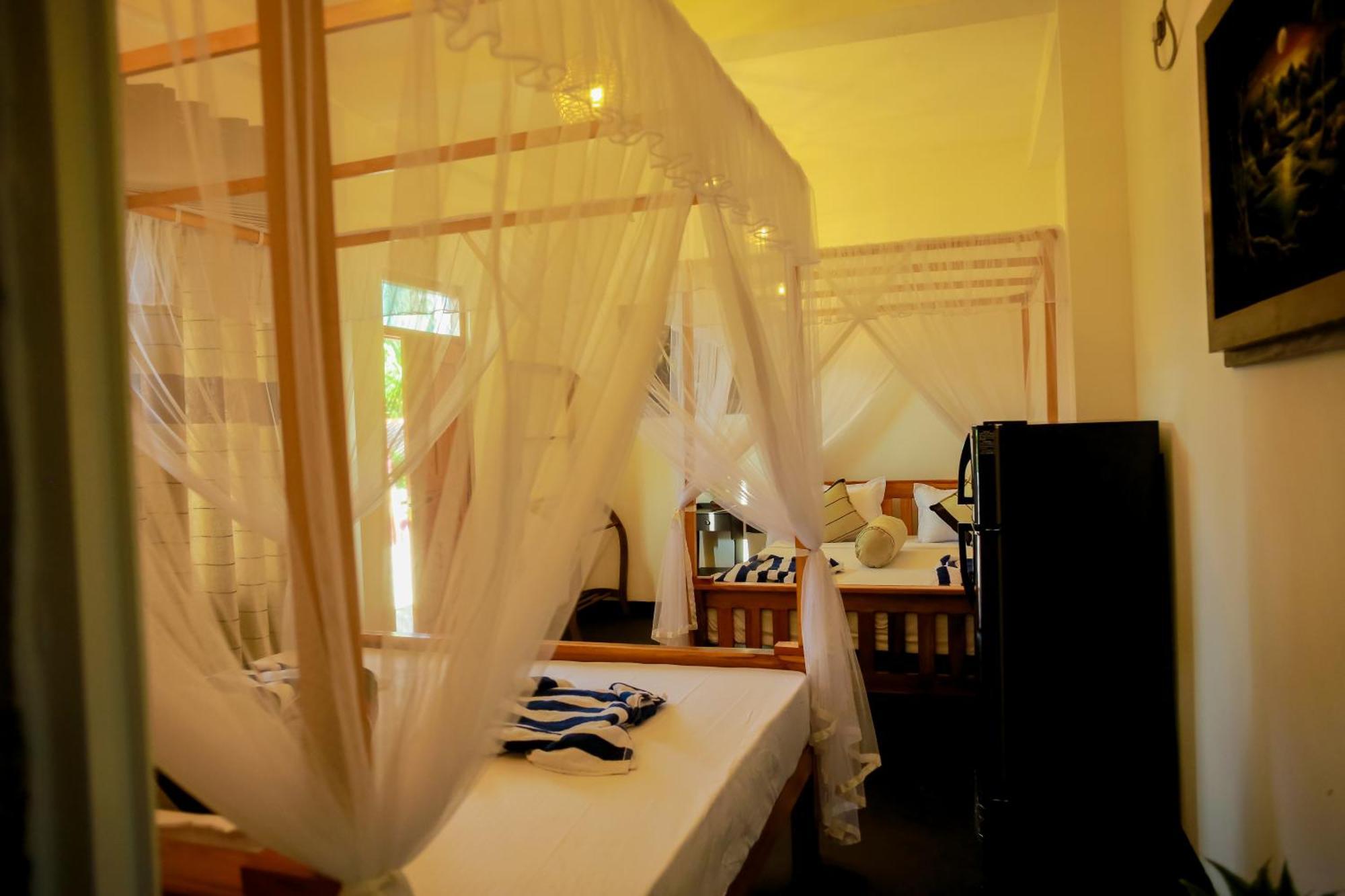 Ruwan Jungle Homestay Mirissa Exterior photo